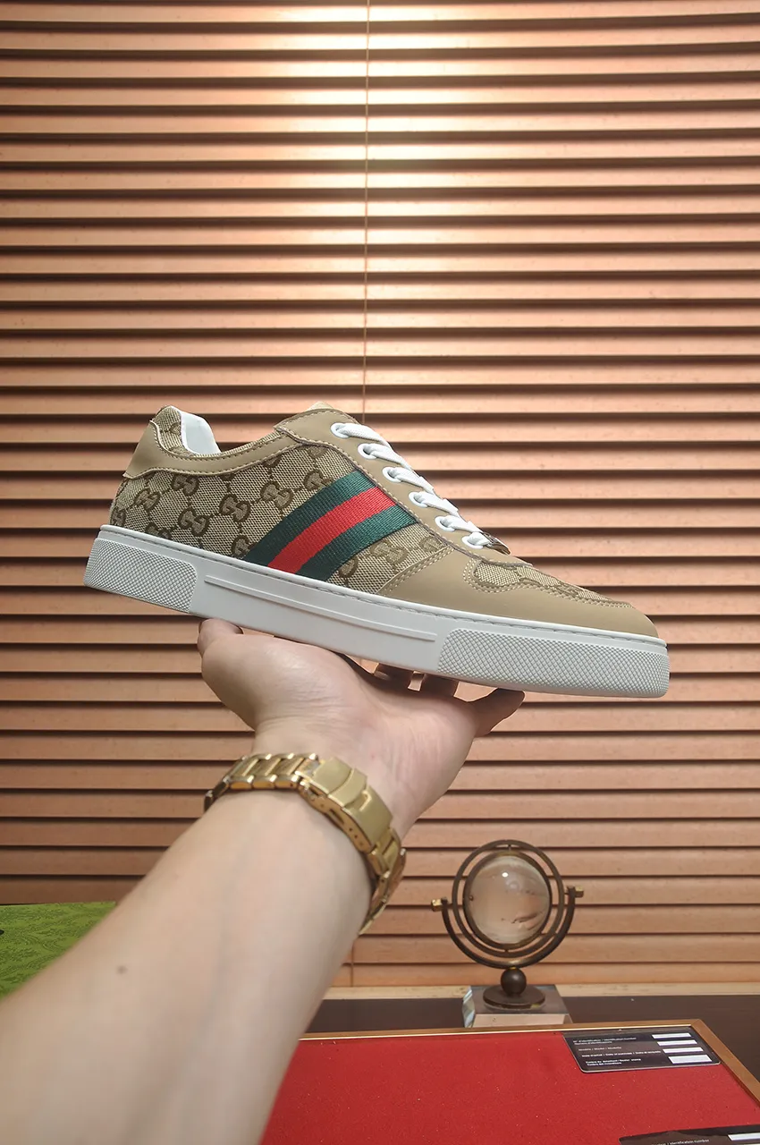 Men's men's shoes💰440💶[GUCCI] official website 1:1 men's sports shoes are now on the market. They are made of original fabric + water-dyed sheepskin lining, plus the official website original 1:1 comfortable outsole. Fashionable and versatile, super comfortable and breathable. Standard shoe size 38/45 (custom-made size 45 is non-refundable)